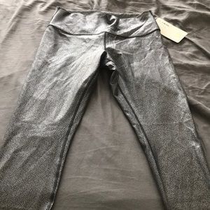 Wunder under high rise pants